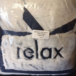 Bath and Body Works Fall 2018 Blanket